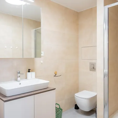Apartment Castle Hill 2 Bedroom Free Parking Pressburg